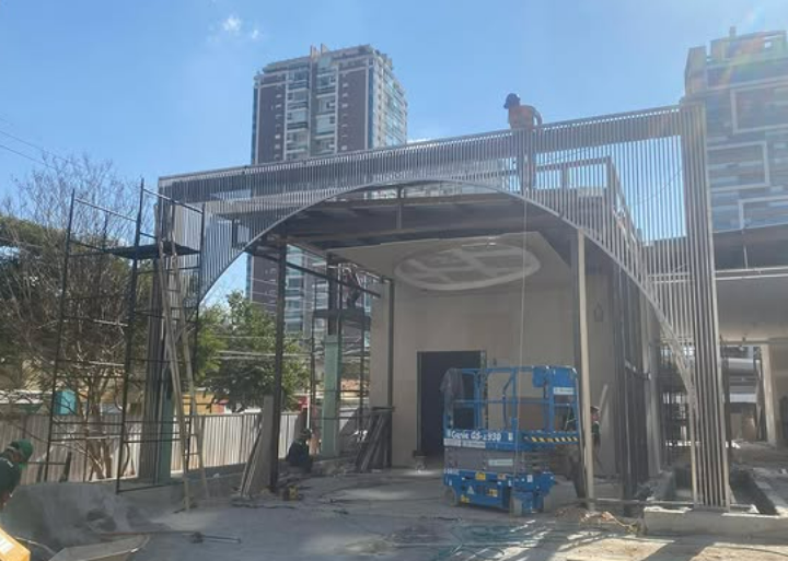 Cobertura em arco